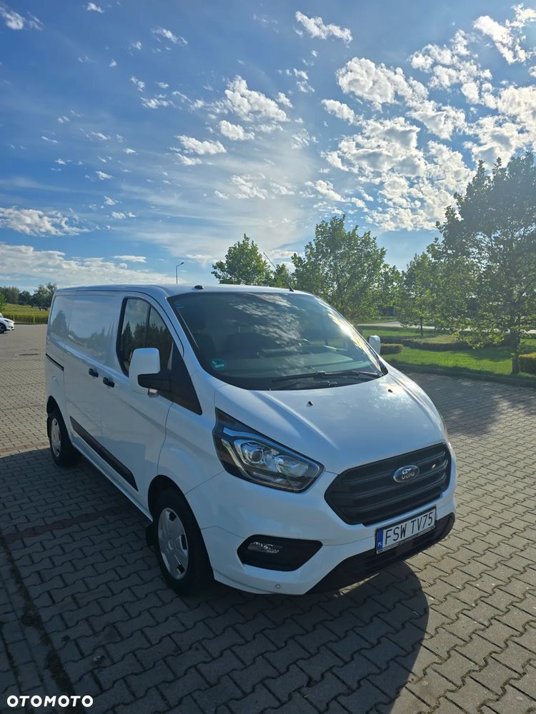 Ford Custom - 3