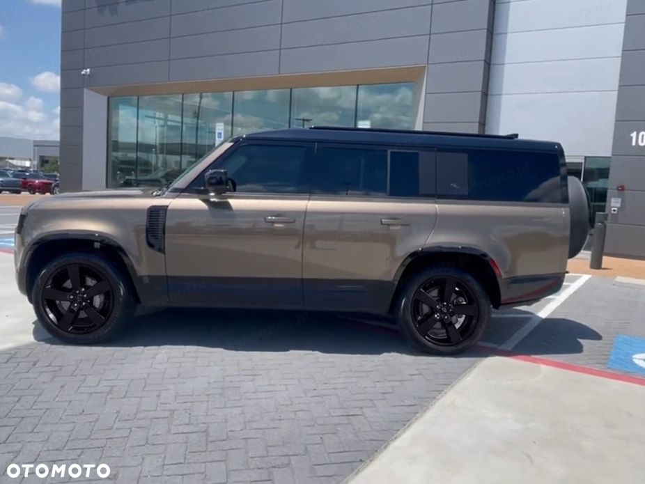 Land Rover Defender 3.0 D350 mHEV X-Dynamic SE - 3