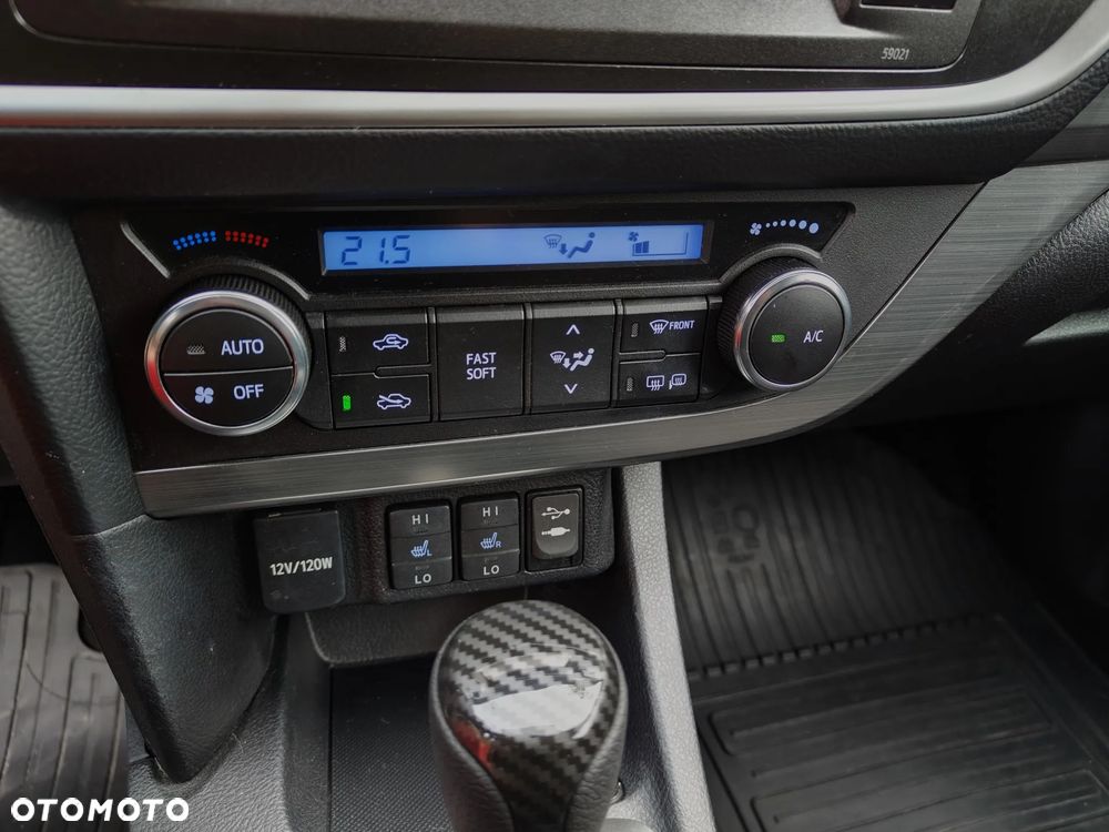 Toyota Auris 1.6 Prestige MM - 21