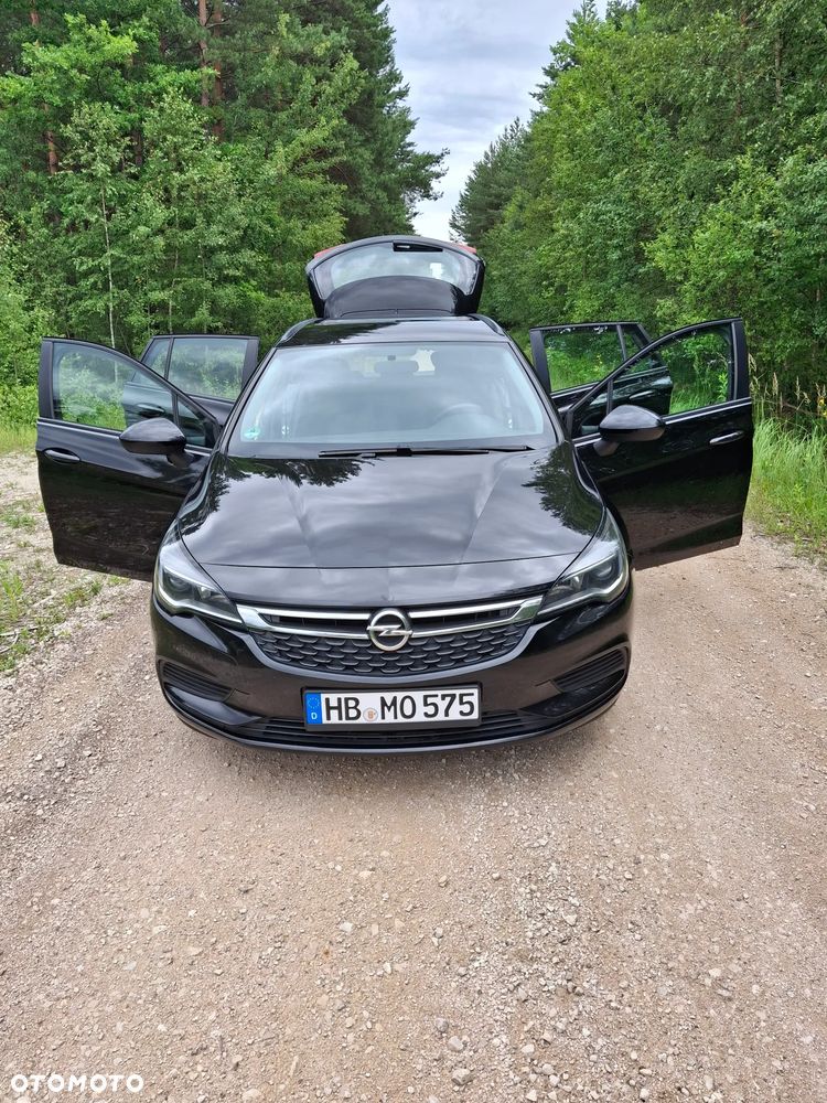 Opel Astra 1.6 CDTI Cosmo - 25