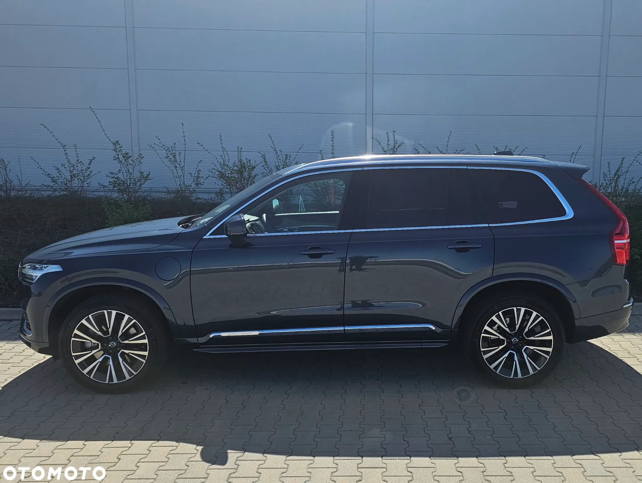 Volvo XC 90 T8 AWD Plug-In Hybrid Ultimate Bright 7os - 4
