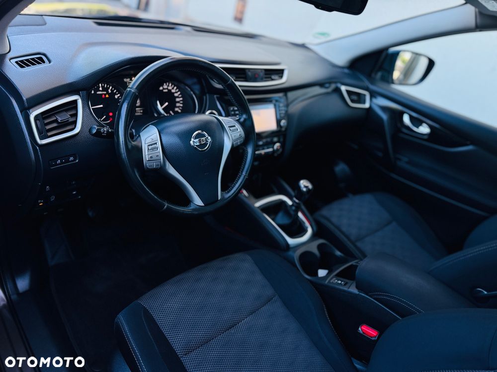 Nissan Qashqai 1.2 DIG-T TEKNA+ - 21