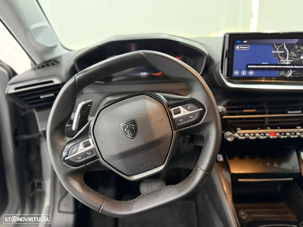 Peugeot 208 1.2 Hybrid Allure e-DCS6 - 9