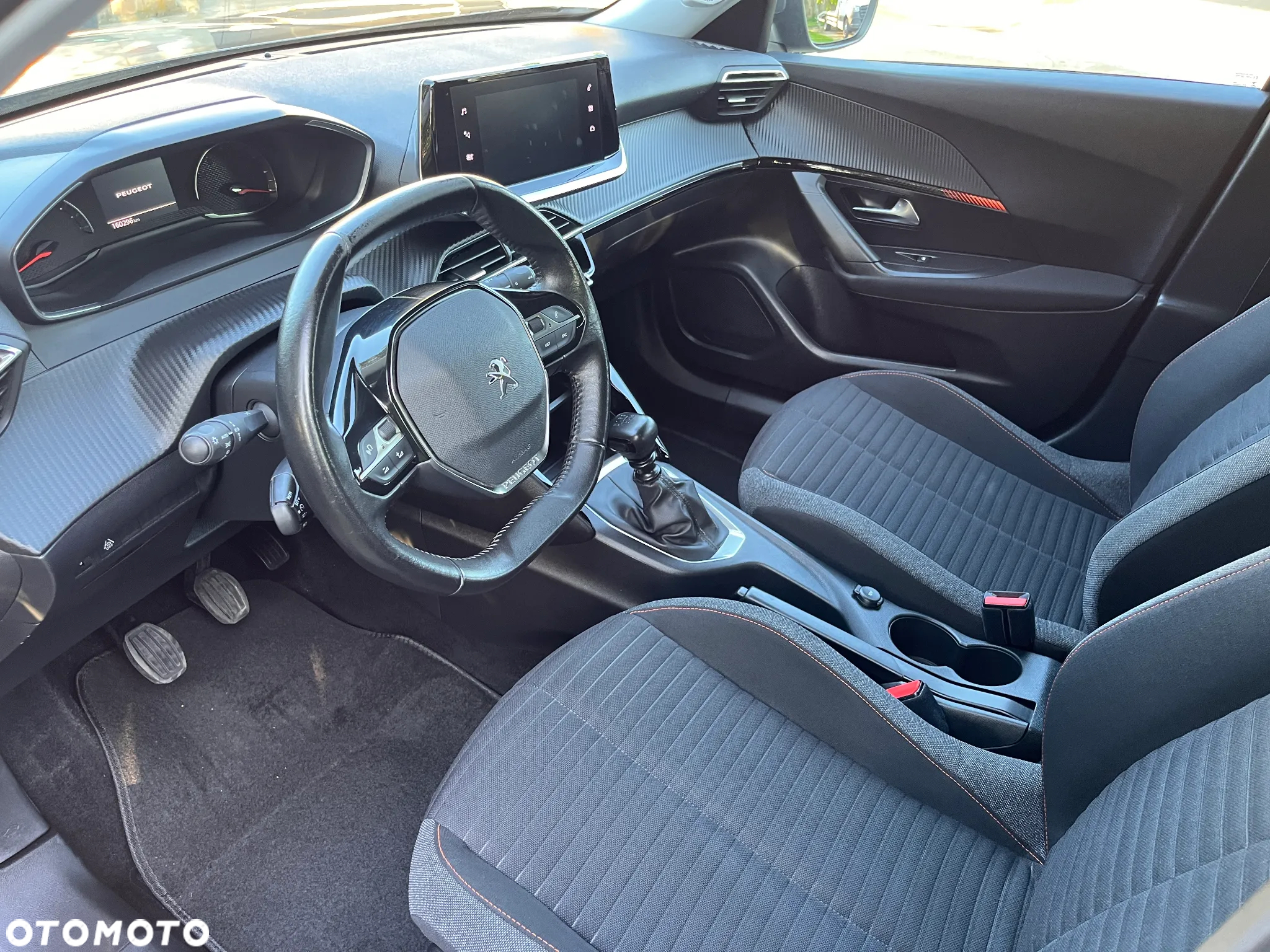 Peugeot 2008 1.5 BlueHDi Active S&S - 9