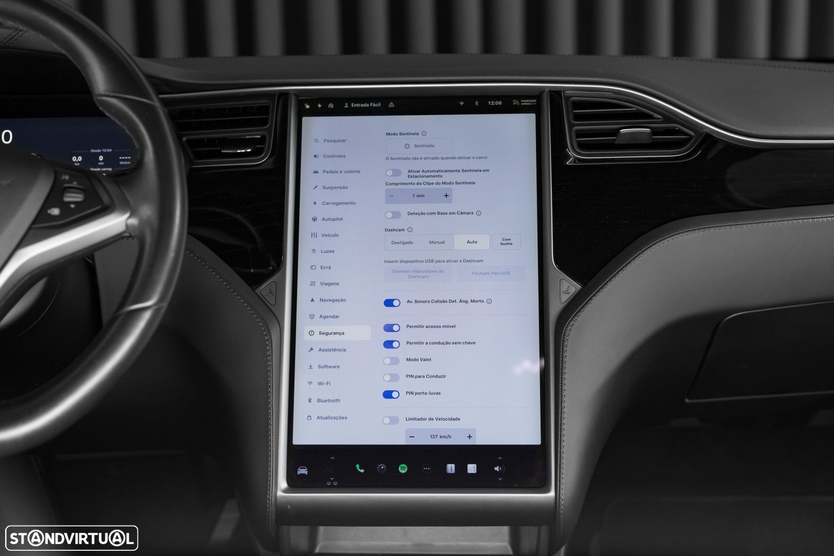 Tesla Model X 75D - 25