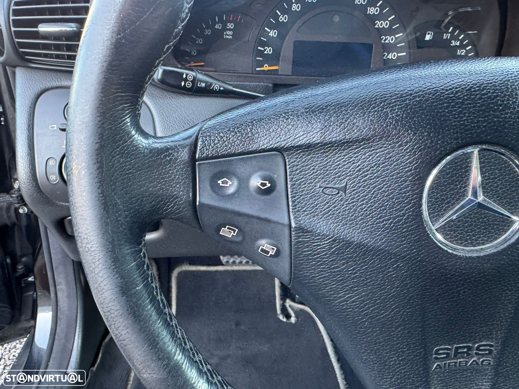 Mercedes-Benz C 220 - 25