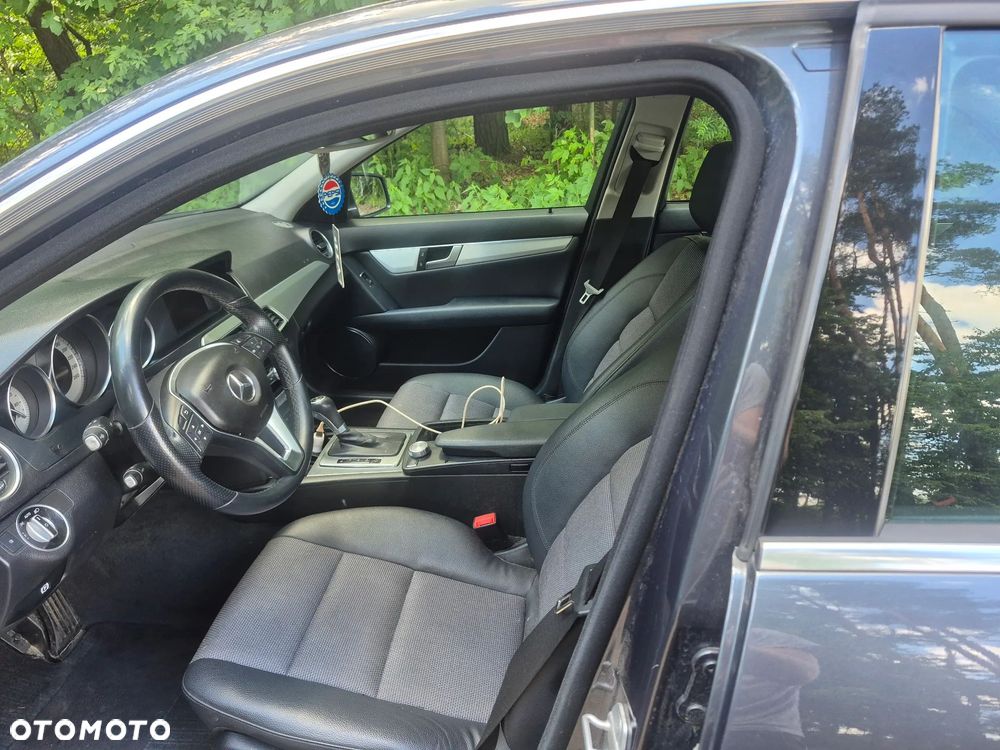 Mercedes-Benz Klasa C 180 (BlueEFFICIENCY) 7G-TRONIC Avantgarde - 15