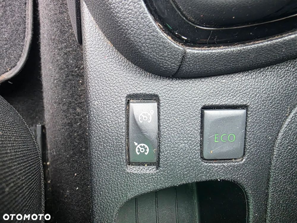Renault Clio 1.5 dCi Energy Expression - 29