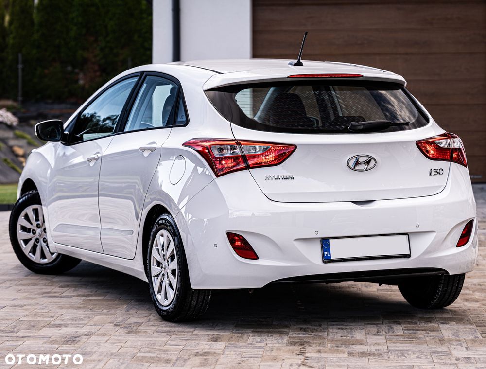 Hyundai i30 blue 1.4 Classic Navigation - 4