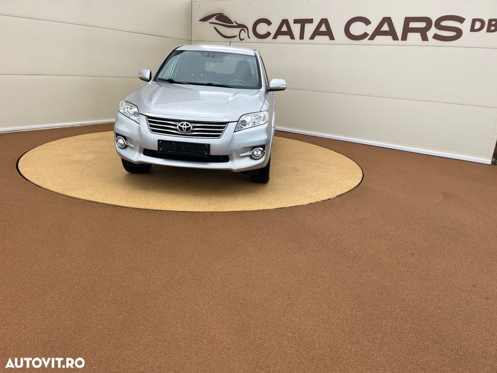 Toyota RAV4 - 2