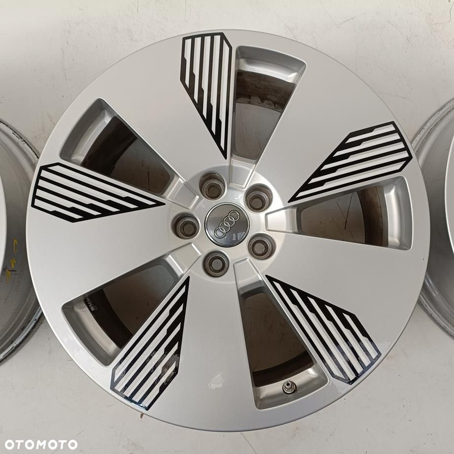 Alufelgi 5x112 19 Audi Q7 e-Tron 4KE601025L 4szt (F8585) - 3