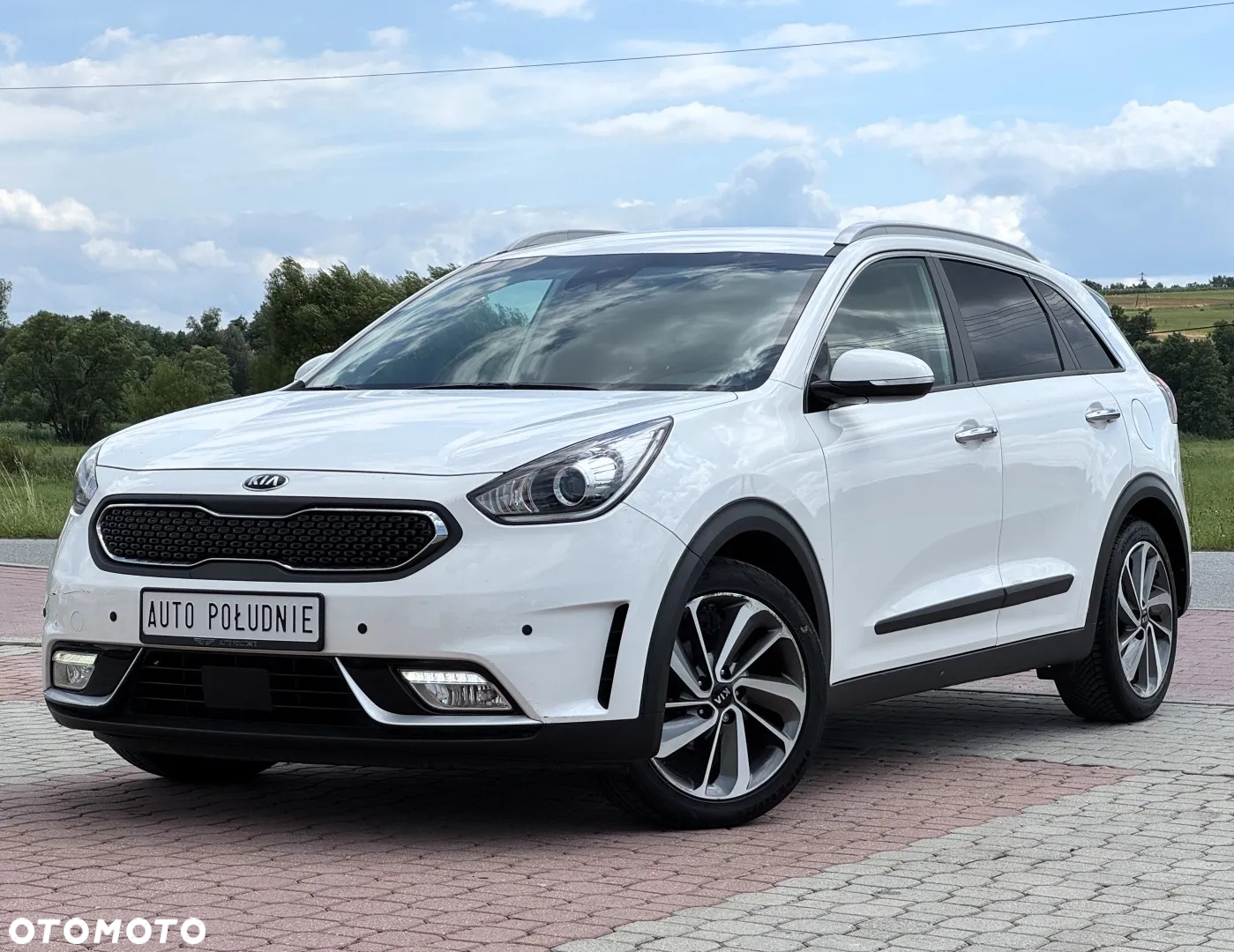 Kia Niro 1.6 GDI Hybrid L - 2