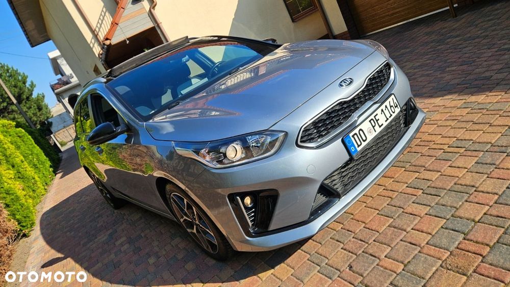 Kia Ceed SW 1.5 T-GDI DCT7 OPF GT Line - 11
