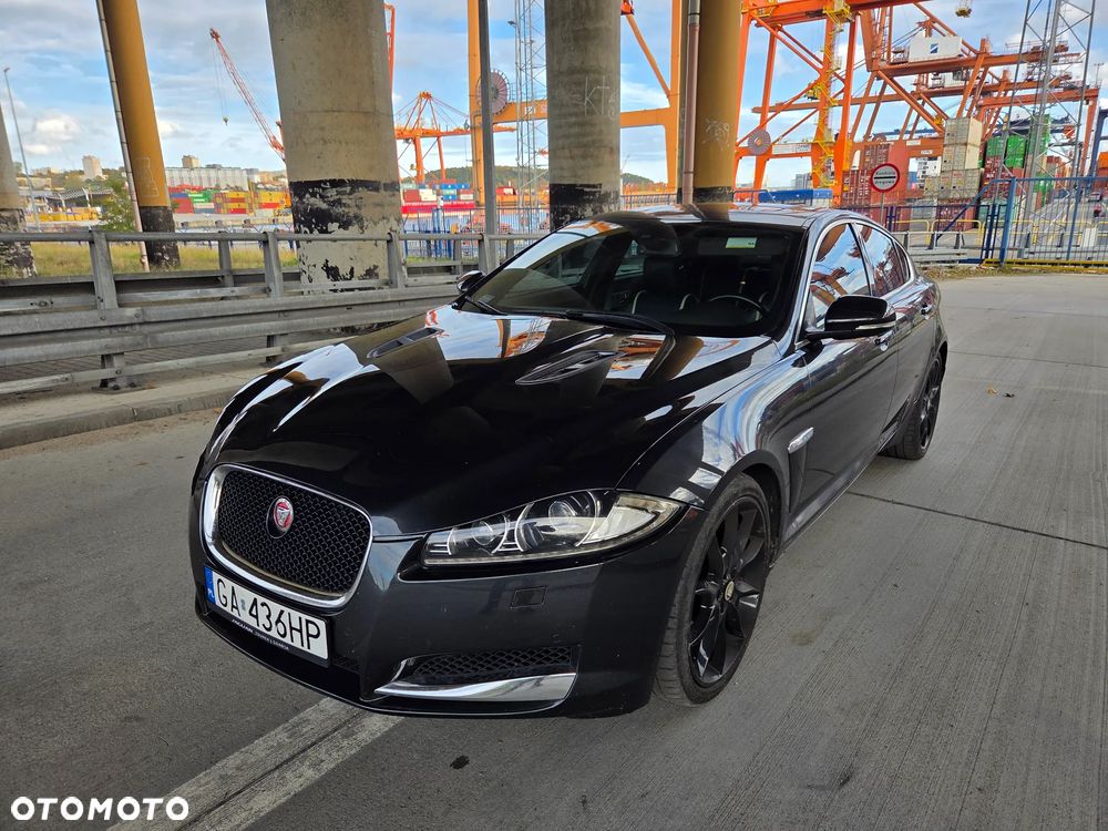 Jaguar XF XFR - 3