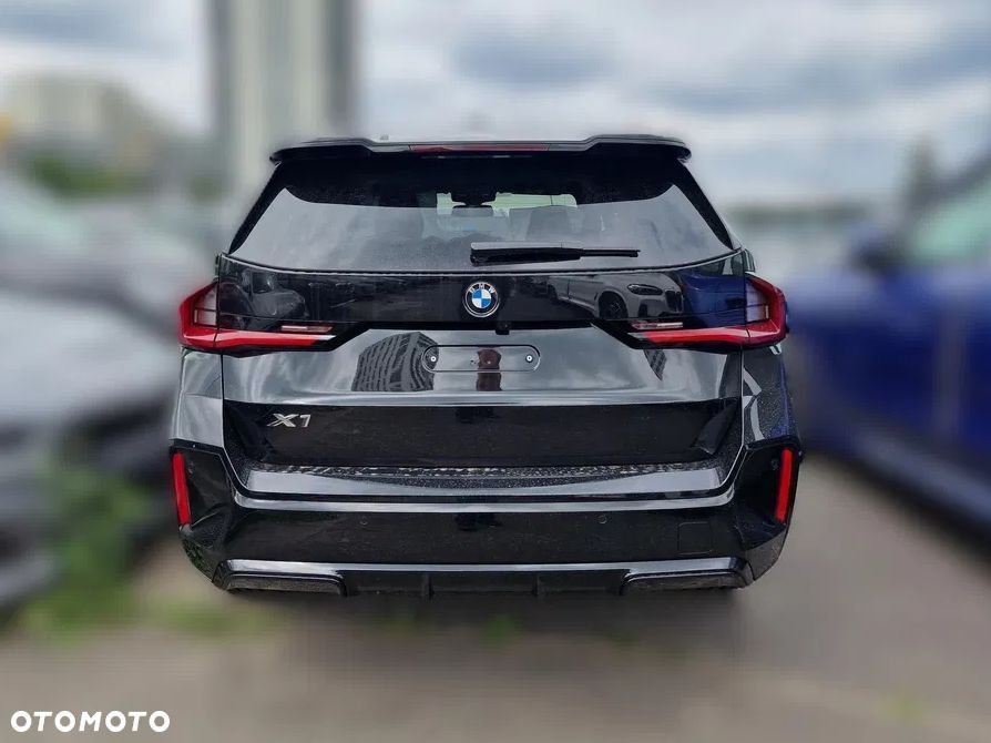 BMW X1 - 4