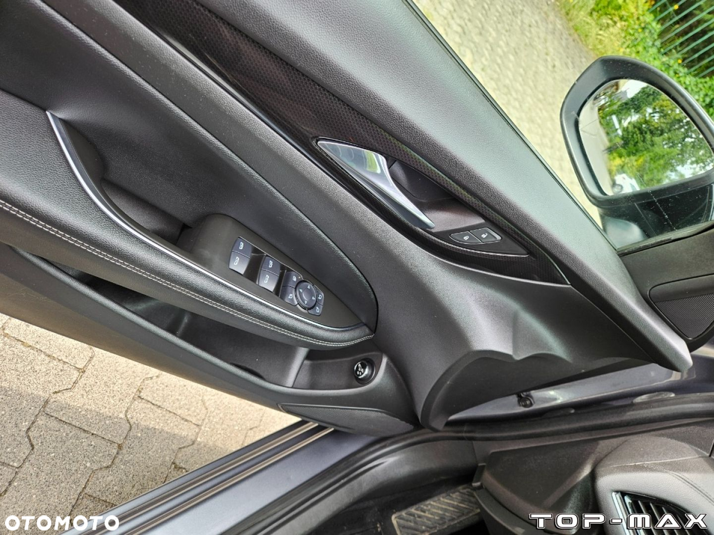 Opel Insignia - 29