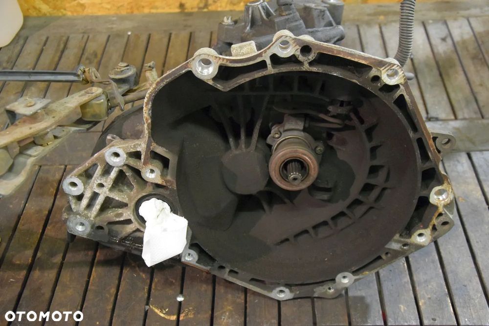 Opel Skrzynia biegów 1.6 1.8 F17 C394 F17C394 Meriva Astra Zafira - 2