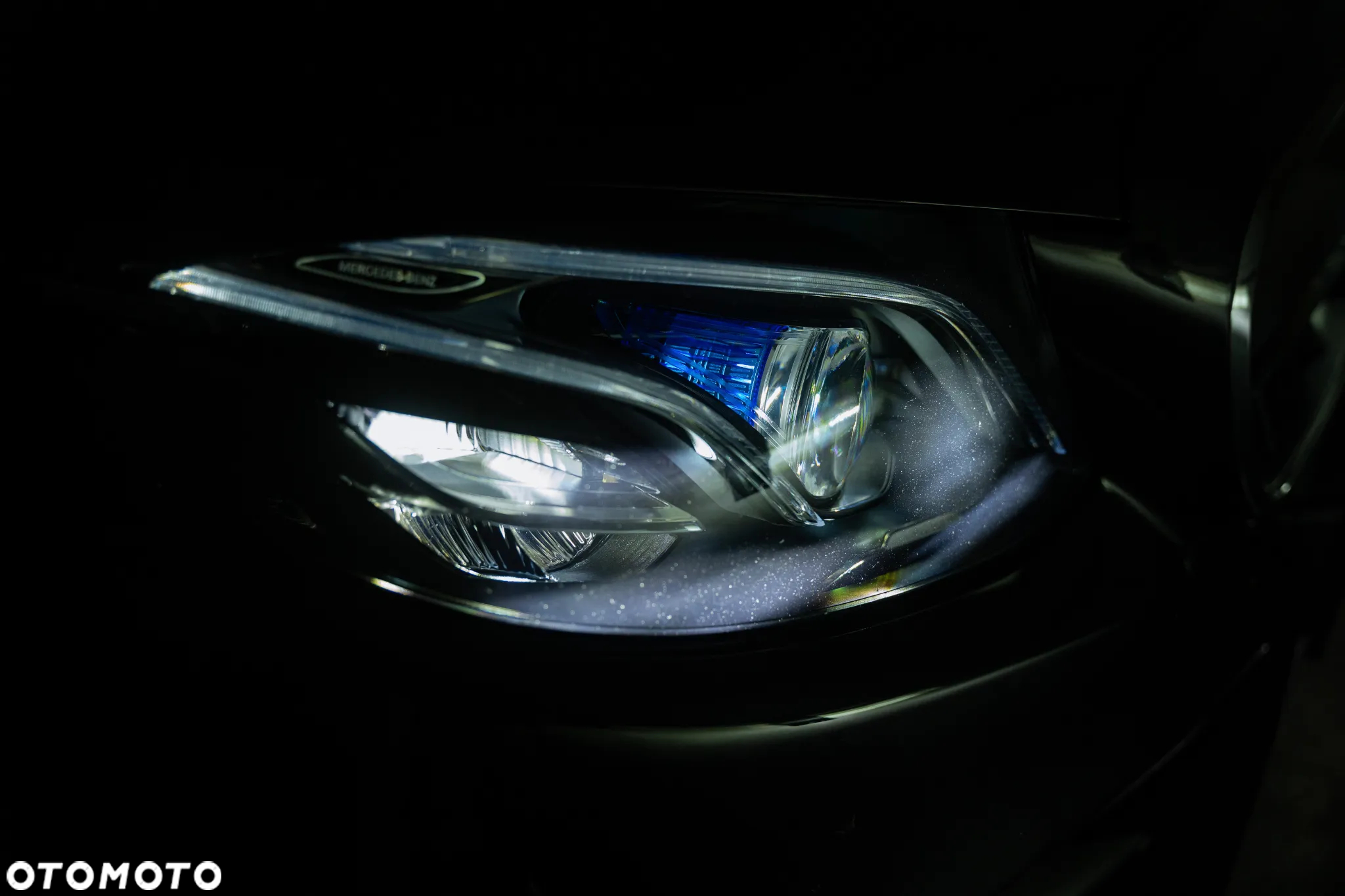 Mercedes-Benz Klasa E 400 d 4Matic Coupe 9G-TRONIC AMG Line - 40