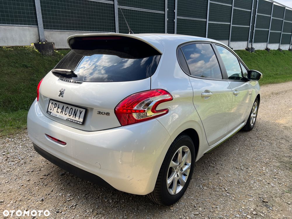 Peugeot 208 1.2 VTi Style - 4