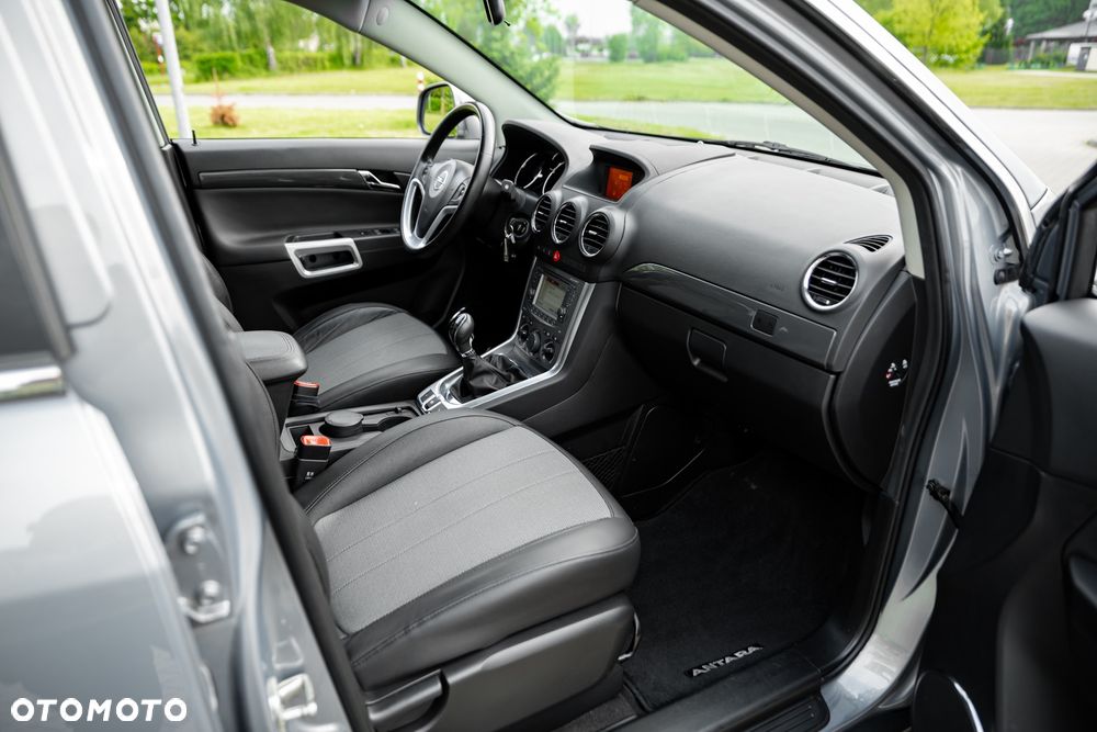 Opel Antara - 8