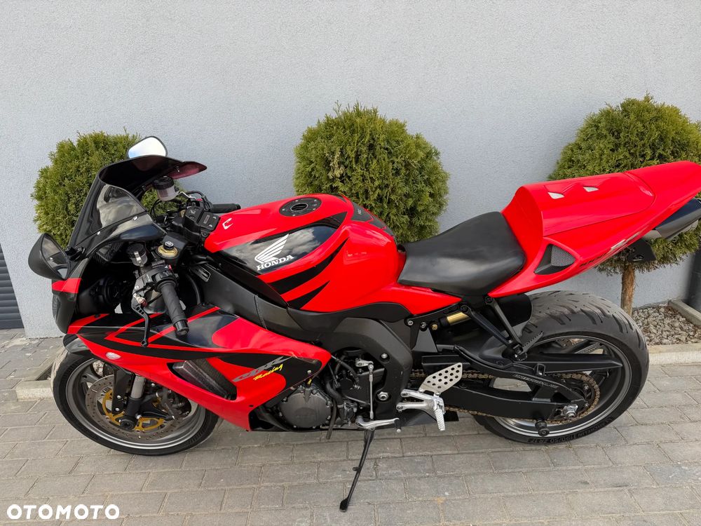 Honda CBR - 7
