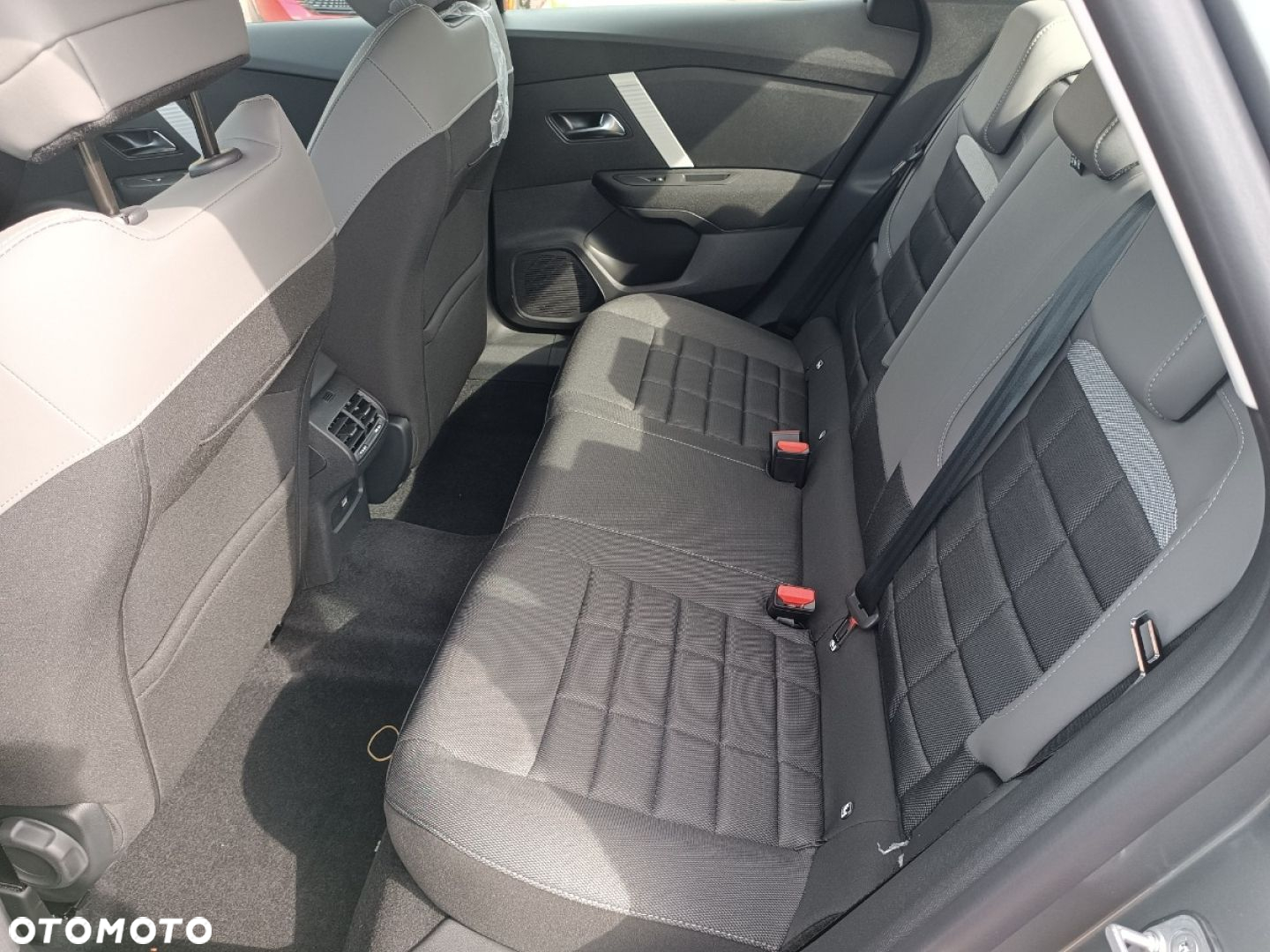 Citroën C4X - 14