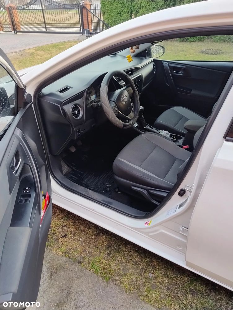 Toyota Auris 1.6 Active - 8