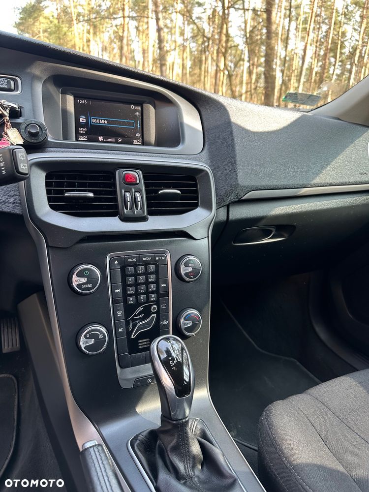 Volvo V40 D3 Kinetic - 18