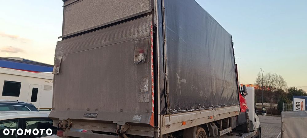 Iveco DAILY 35S18 - 8