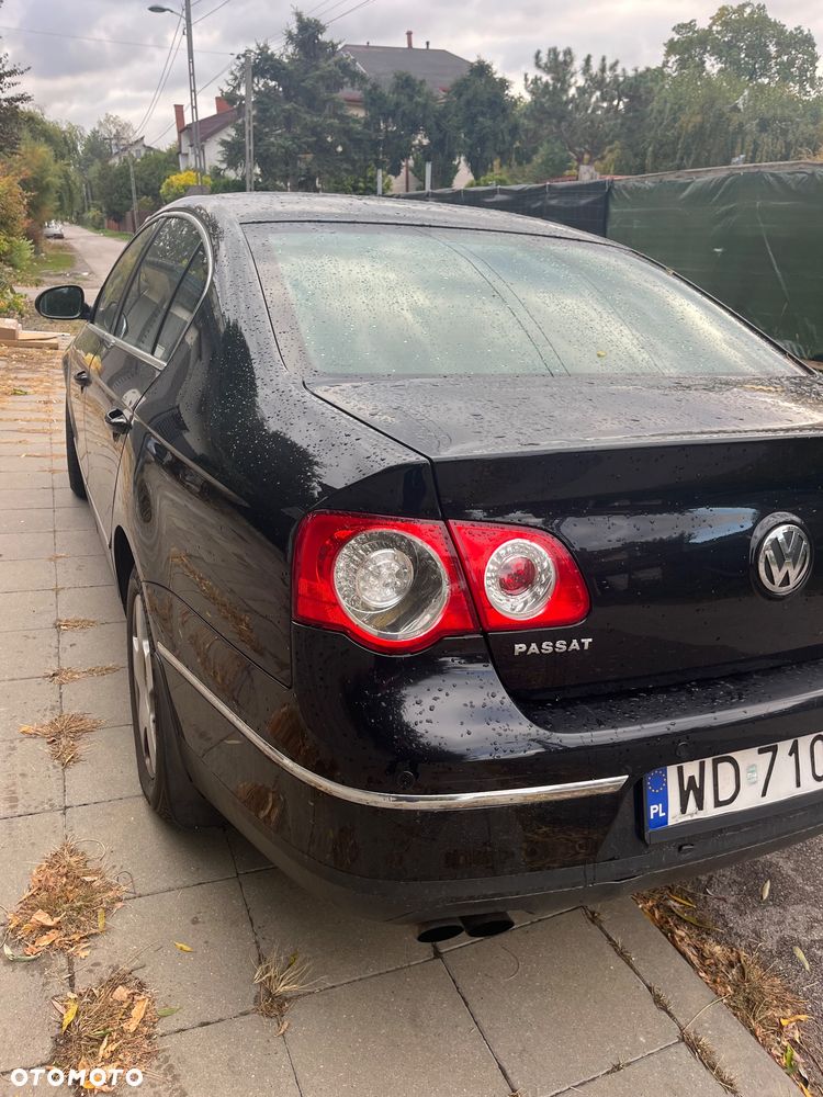 Volkswagen Passat - 8
