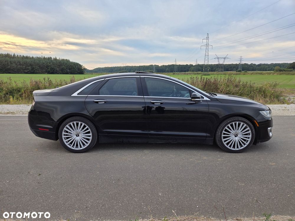 Lincoln MKZ - 4