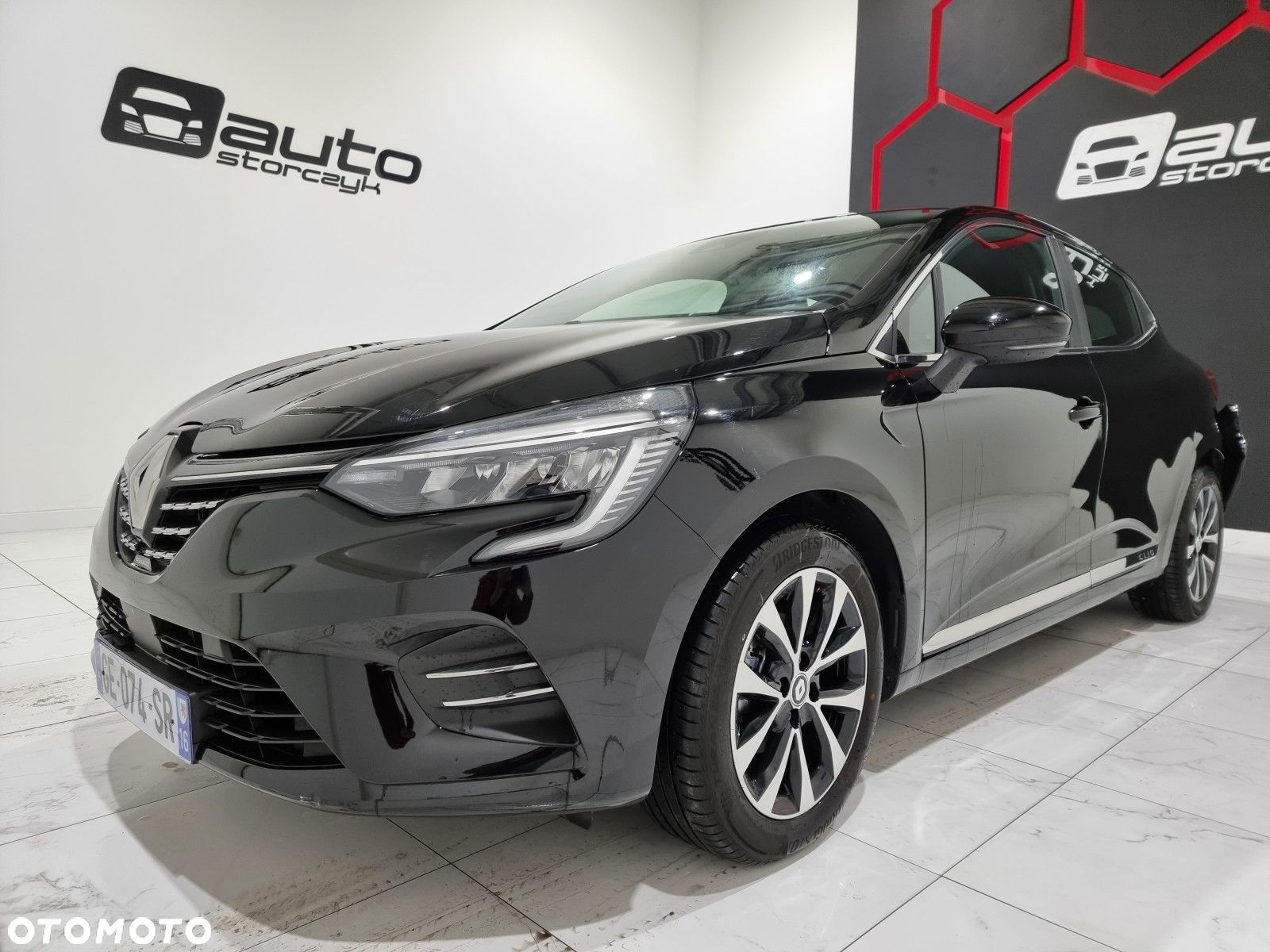 Renault Clio - 10