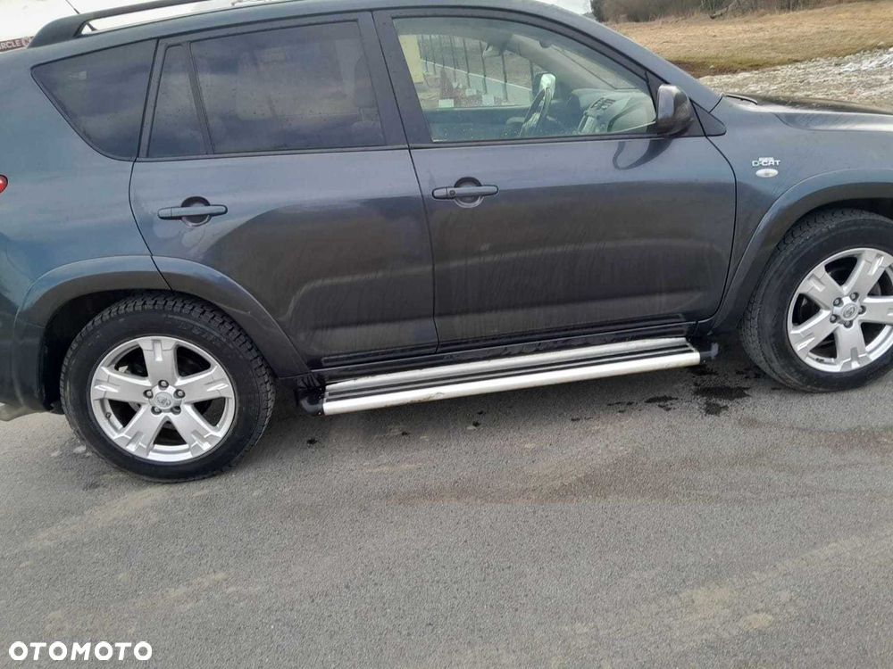 Toyota RAV4 - 2