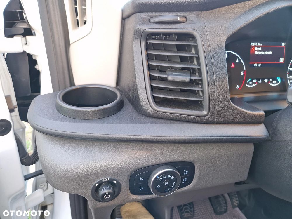 Ford TRANSIT - 3