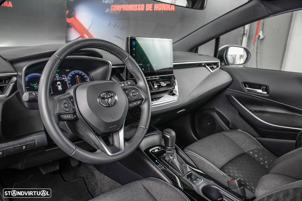 Toyota Corolla 1.8 Hybrid Comfort - 19