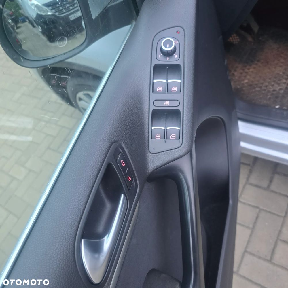 Volkswagen Tiguan - 14