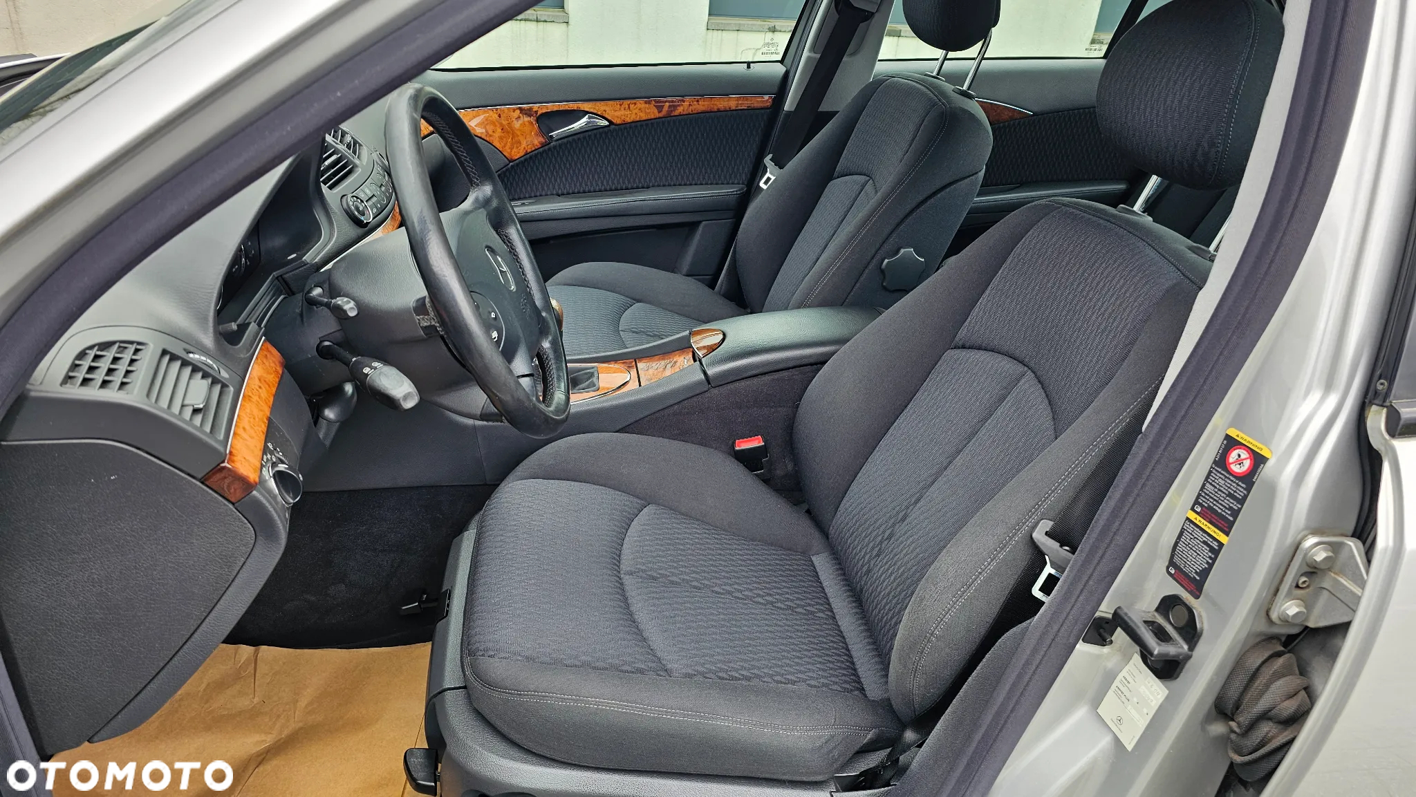 Mercedes-Benz Klasa E 220 CDI T Elegance - 9