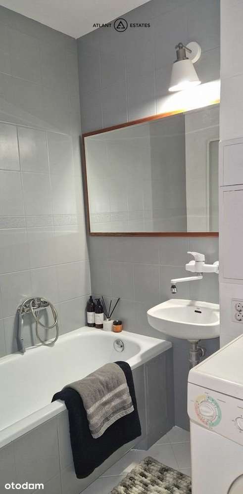 3 niezależne pokoje 54 m² z widokiem na Sky Tower | ul. Drukarska