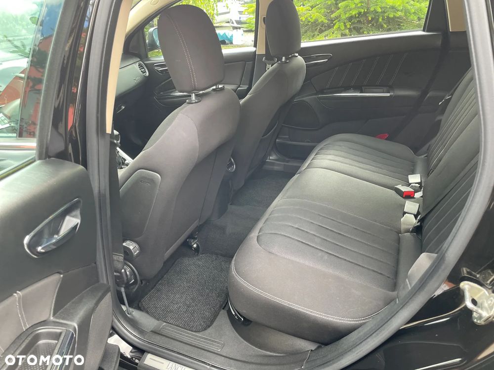 Lancia Delta 1.4 T-Jet 16v Argento - 19