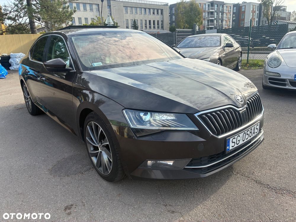 Skoda Superb 1.8 TSI L&K DSG - 3