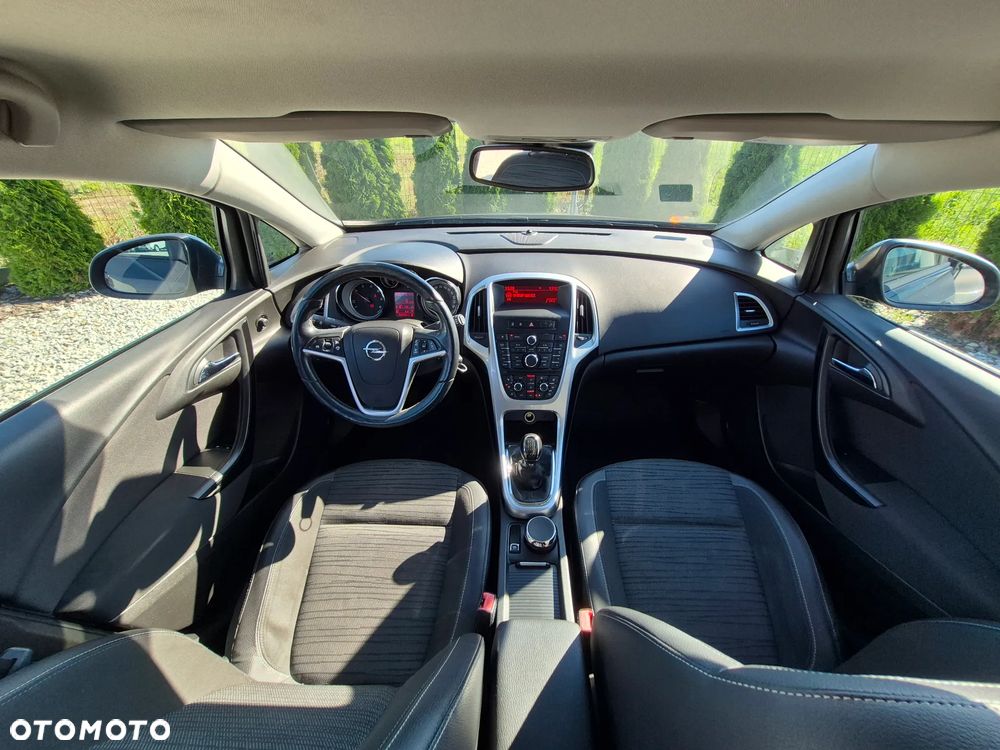 Opel Astra - 25