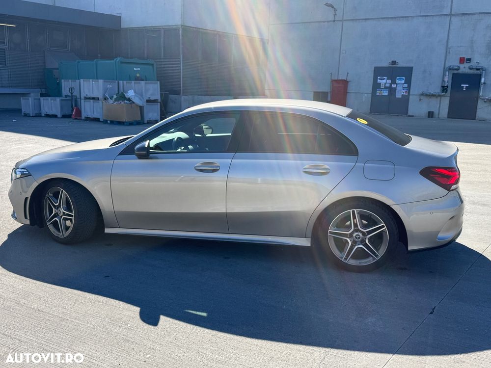 Mercedes-Benz A 180 d 7G-DCT AMG Line - 12