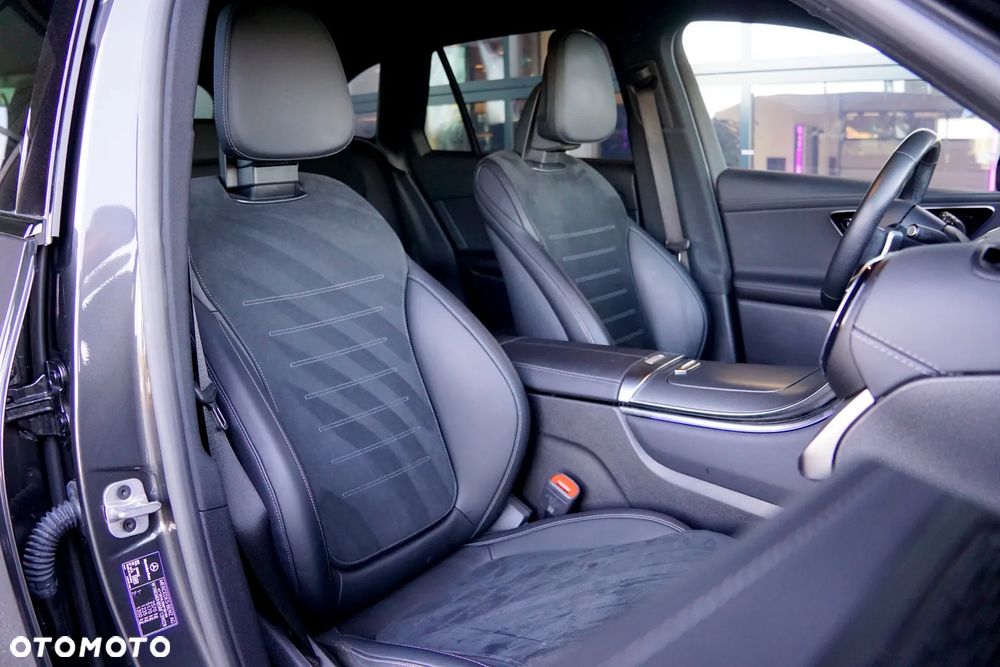 Mercedes-Benz GLC 300 d mHEV 4-Matic AMG Line - 25