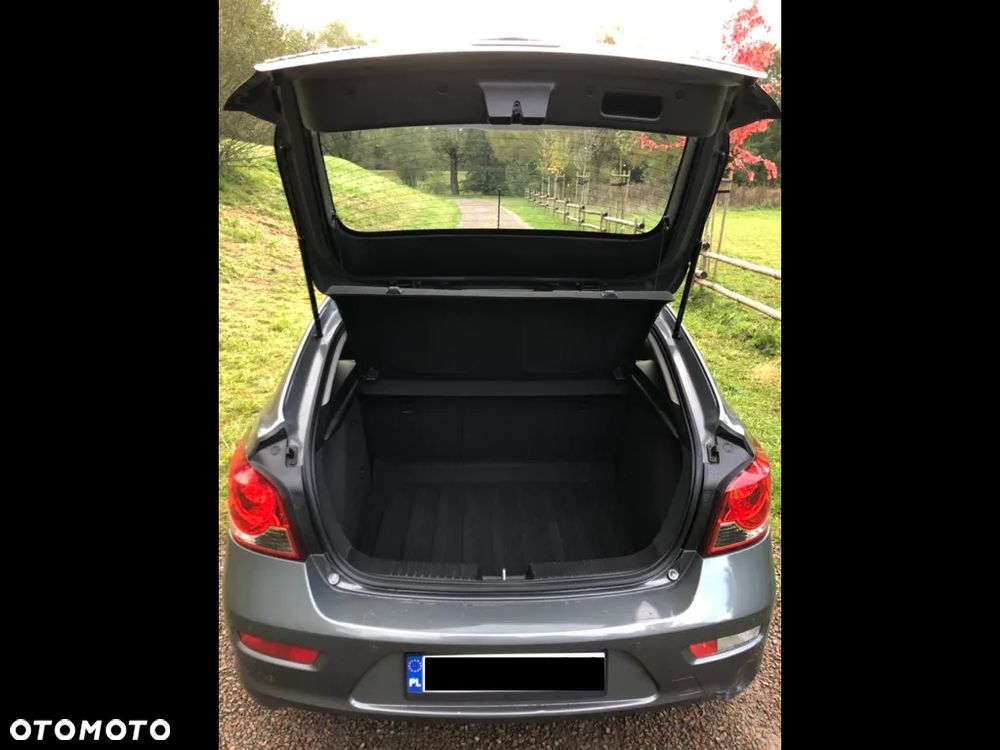Chevrolet Cruze 1.8 LT - 12