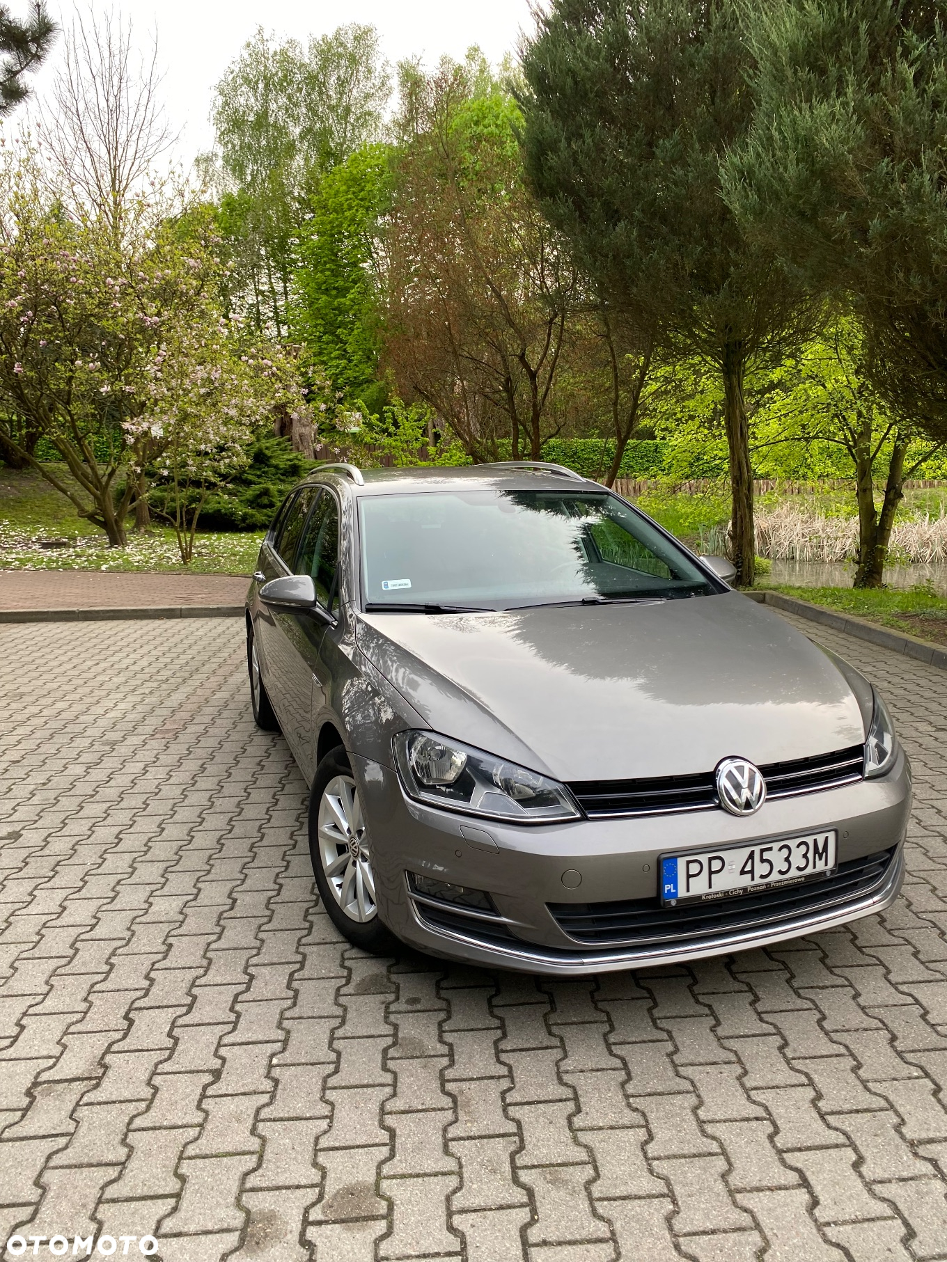 Volkswagen Golf 1.6 TDI BlueMotion Technology DSG Lounge - 12