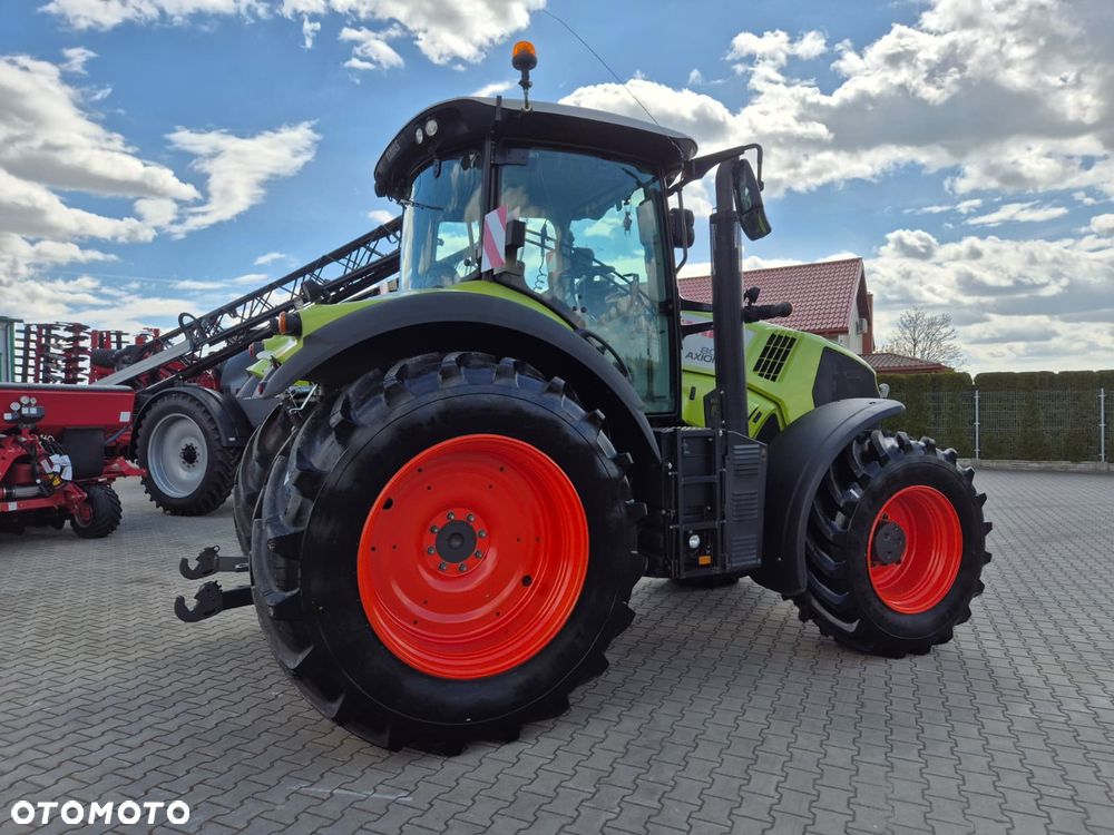 Claas Axion 800 CIS - 3