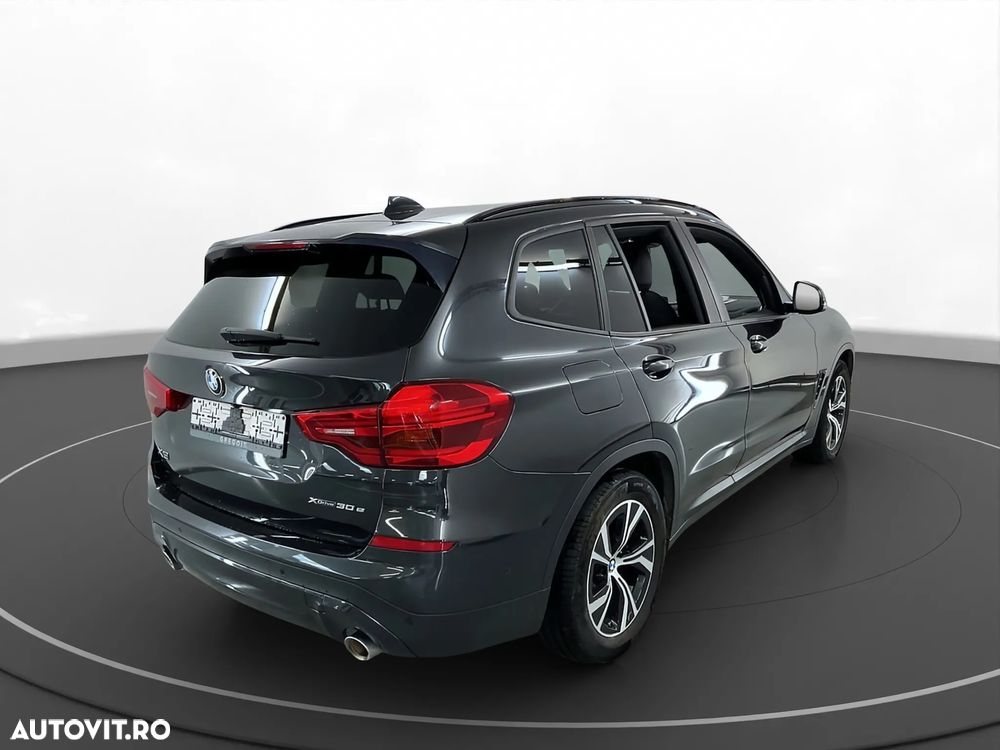 BMW X3 xDrive30e AT PHEV - 4