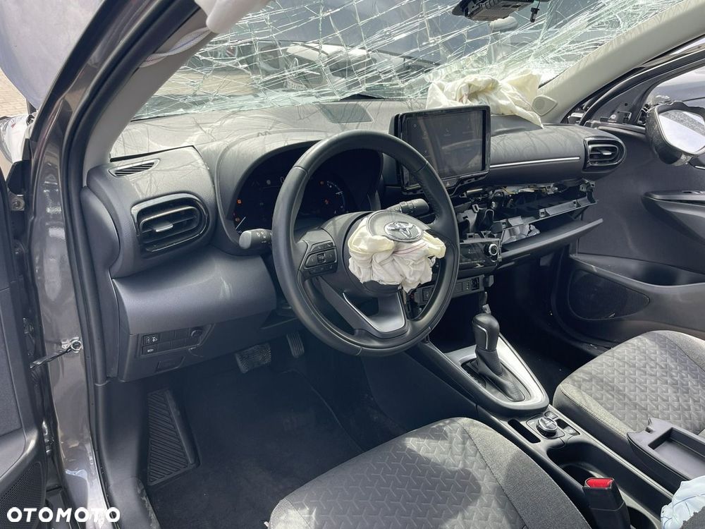 Toyota Yaris Cross Hybrid 1.5 Style AWD - 10