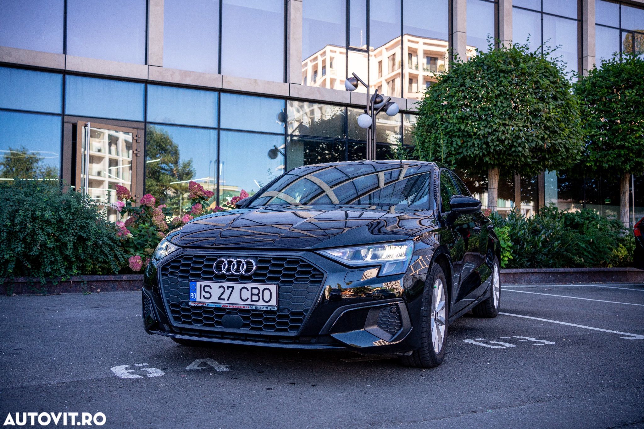 Audi A3 30 TFSI Limousine S tronic S line - 1