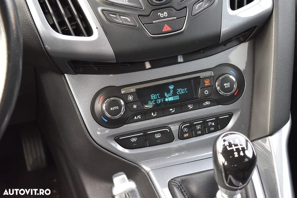 Ford Focus 1.6 TDCI DPF Start-Stopp-System Titanium - 20
